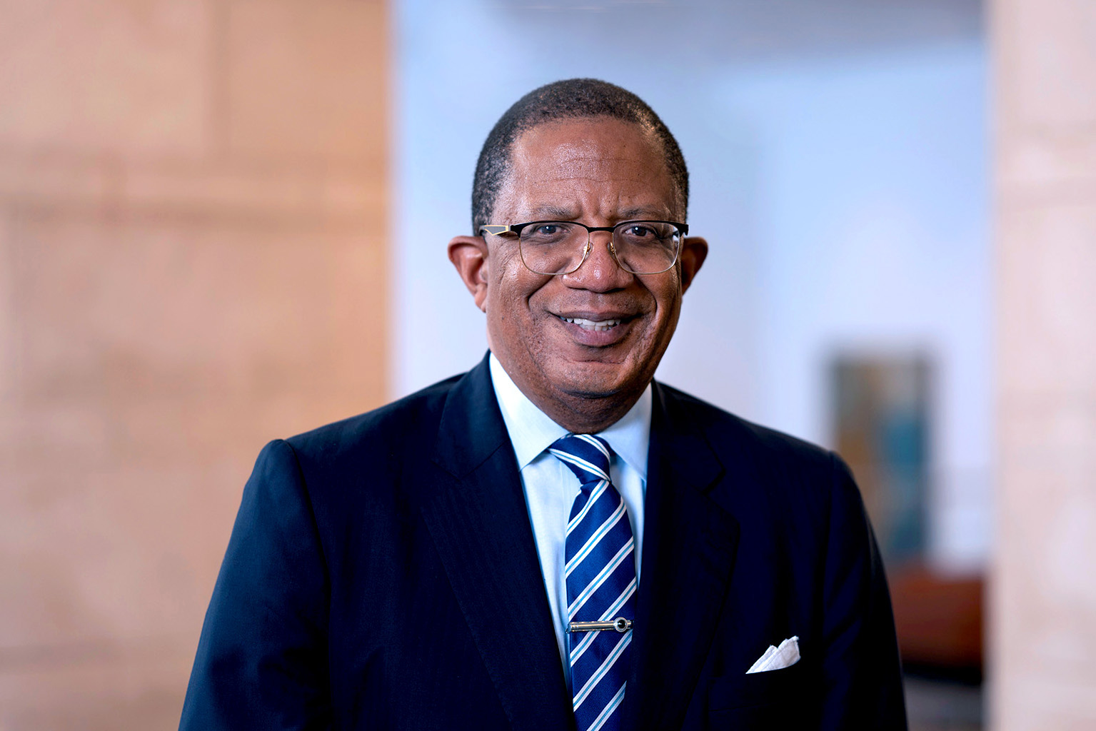 Catching Up AIMFD: Selwyn Vickers, MD, FACS, President and CEO, Memorial Sloan Kettering Cancer Center